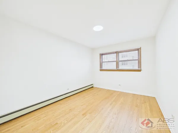$1,500 | 11219 South Martin Luther King Drive, Unit 2R, Chicago, IL 60628