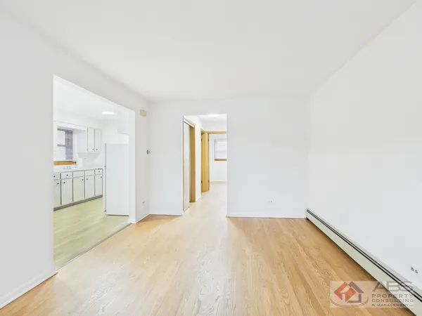 $1,500 | 11219 South Martin Luther King Drive, Unit 2R, Chicago, IL 60628