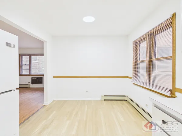 $1,500 | 11219 South Martin Luther King Drive, Unit 2R, Chicago, IL 60628