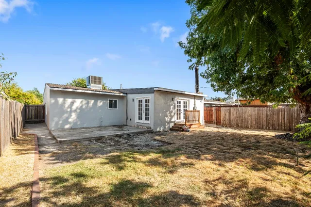 $425,000 | 2513 Anna Way, Sacramento, CA 95821