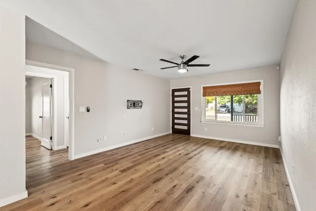 $425,000 | 2513 Anna Way, Sacramento, CA 95821