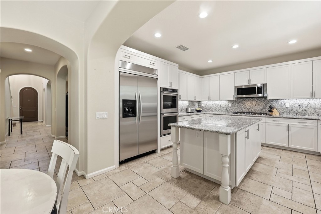 1721 Arthur Loop West Upland, CA 91784 - Photo 14 of 50