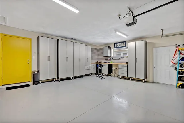 $1,097,000 | 1901 Lake Sue Drive, Orlando, FL 32803