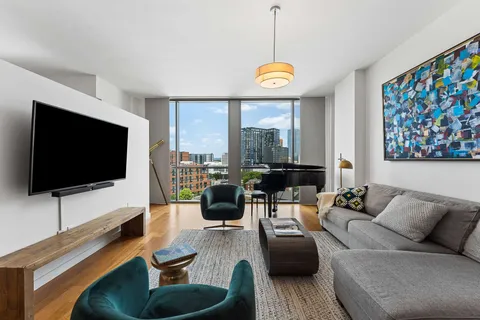 $575,000 | 900 20th Avenue South, Unit 709, Nashville, TN 37212