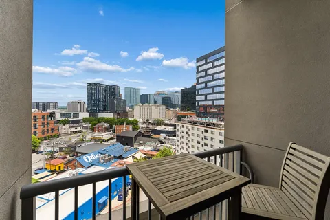 $575,000 | 900 20th Avenue South, Unit 709, Nashville, TN 37212
