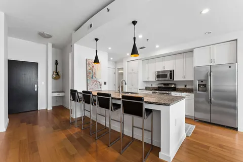 $575,000 | 900 20th Avenue South, Unit 709, Nashville, TN 37212