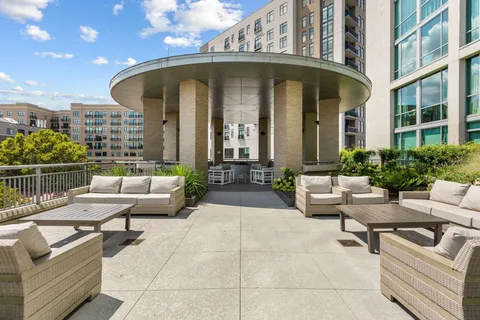 $575,000 | 900 20th Avenue South, Unit 709, Nashville, TN 37212