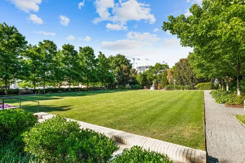 $575,000 | 900 20th Avenue South, Unit 709, Nashville, TN 37212
