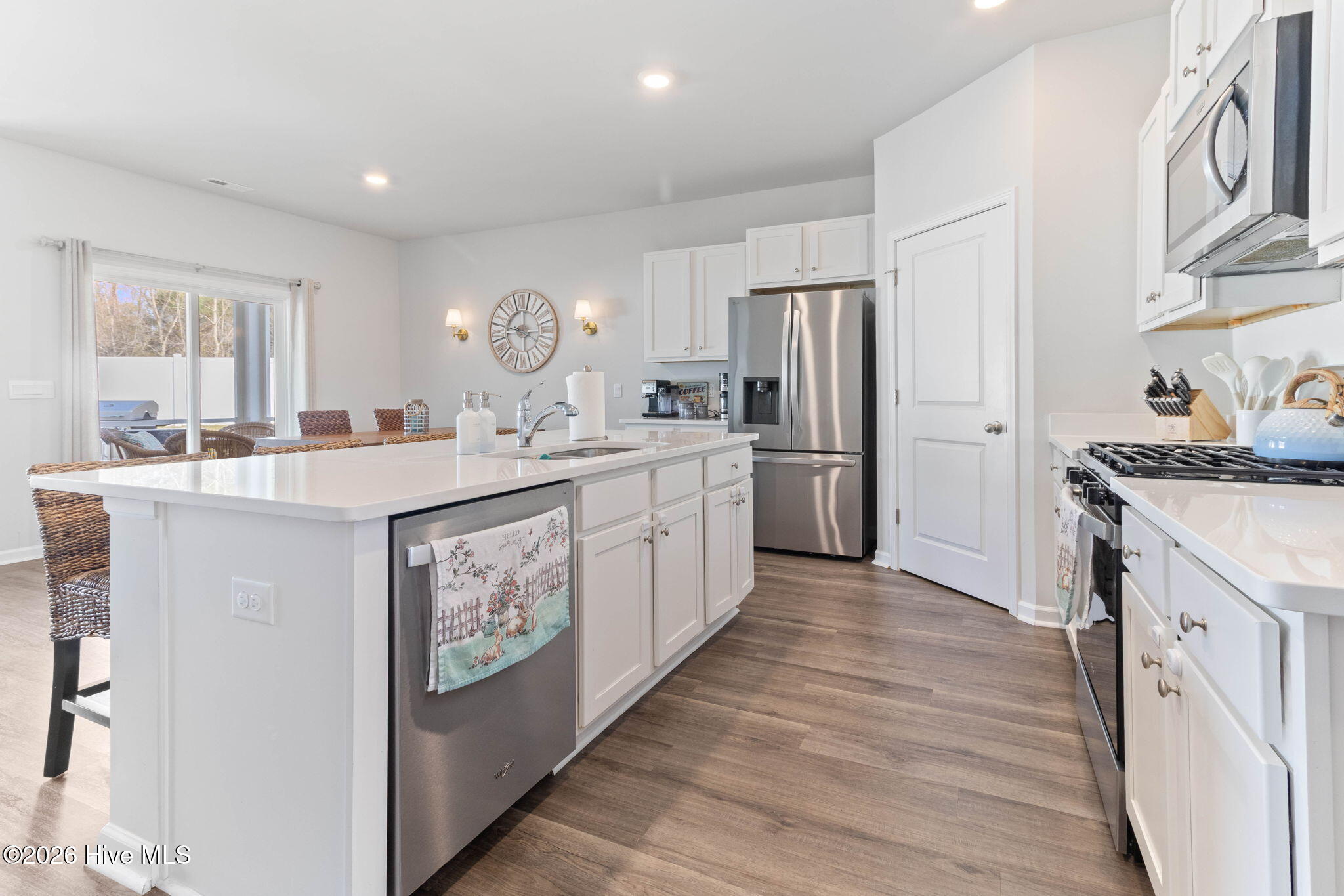 704 Ripple Court Wilmington, NC 28401 - Photo 15 of 35 kitchen2