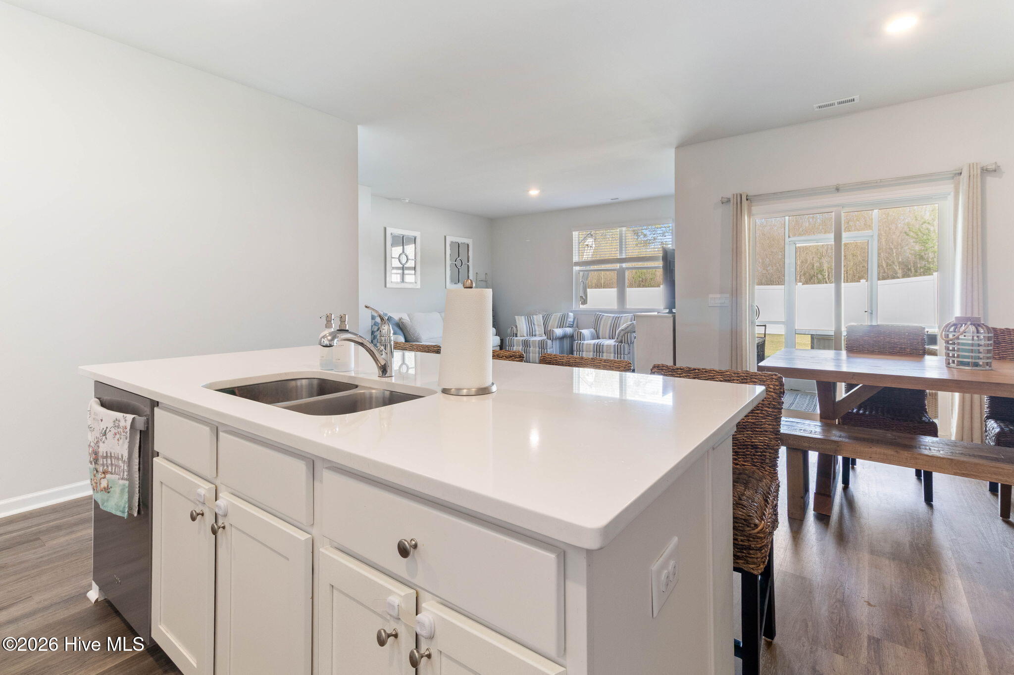 704 Ripple Court Wilmington, NC 28401 - Photo 18 of 35 kitchen/dining