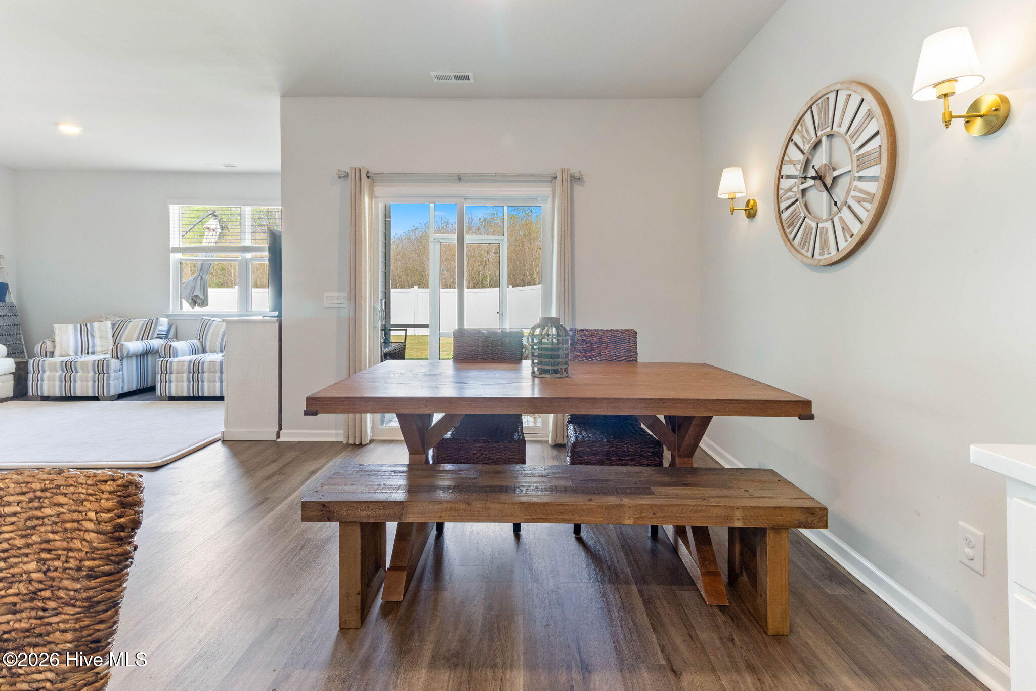 704 Ripple Court Wilmington, NC 28401 - Photo 20 of 35 dining2