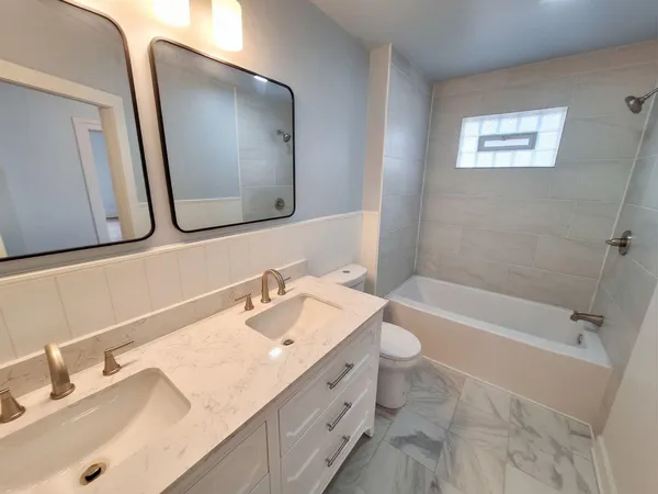 $224,500 | 110 Hillsdale Street, Hillsdale, MI 49242