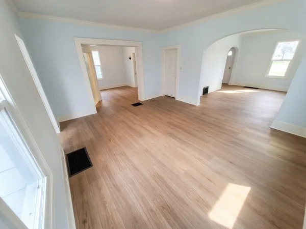 $224,500 | 110 Hillsdale Street, Hillsdale, MI 49242