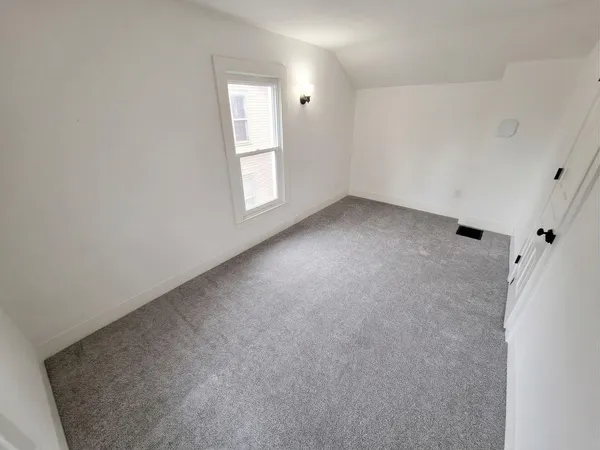 $224,500 | 110 Hillsdale Street, Hillsdale, MI 49242