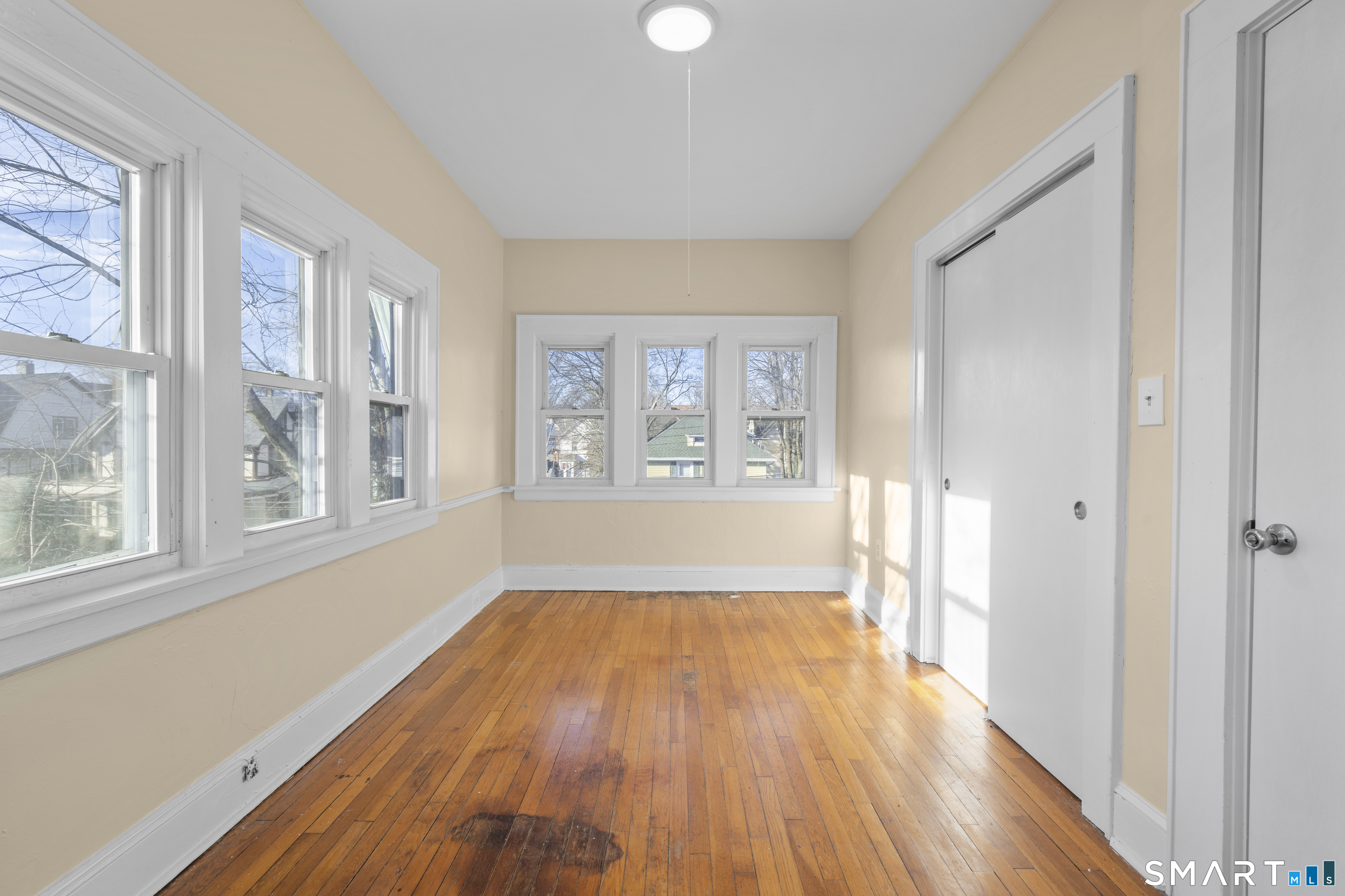 51 Marion Street Bridgeport, CT 06606 - Photo 10 of 39