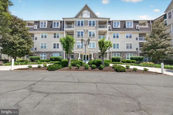 $375,000 | 2500 Waterside Drive, Unit 103, Frederick, MD 21701