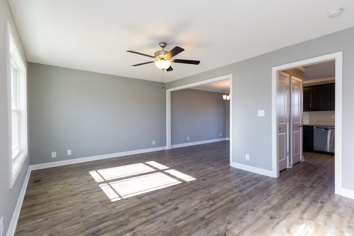 2304 Pea Ridge Road Clarksville, TN 37040 - Photo 4 of 25