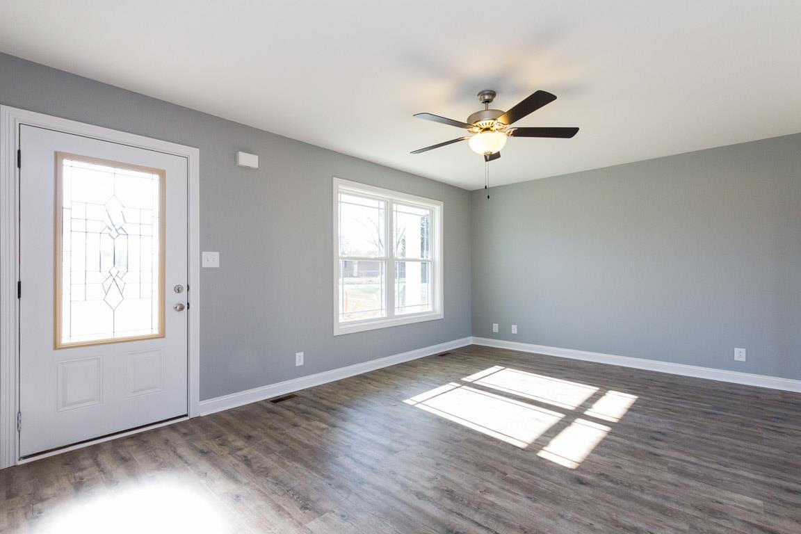 2304 Pea Ridge Road Clarksville, TN 37040 - Photo 5 of 25