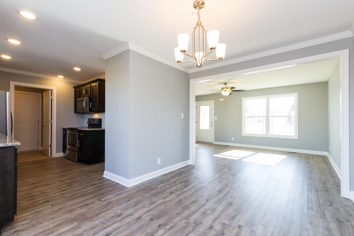 2304 Pea Ridge Road Clarksville, TN 37040 - Photo 9 of 25
