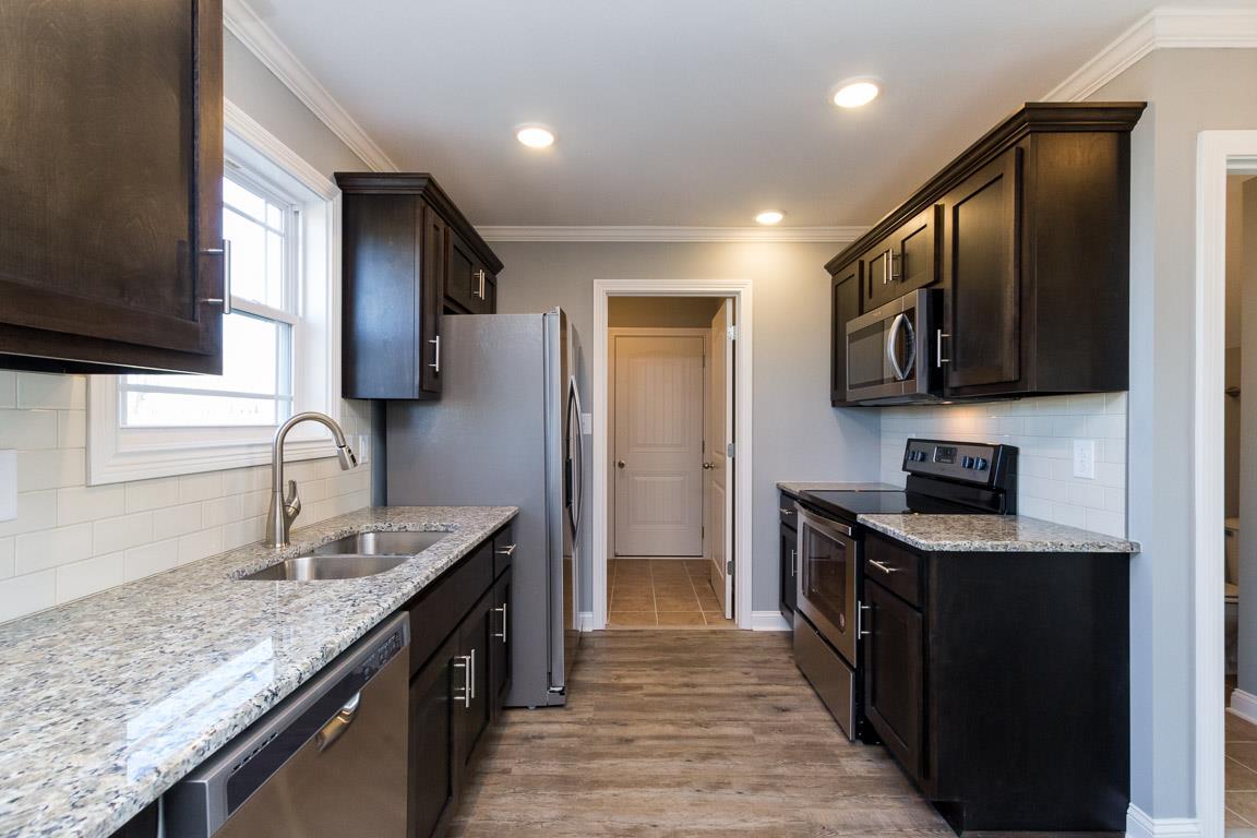 2304 Pea Ridge Road Clarksville, TN 37040 - Photo 10 of 25