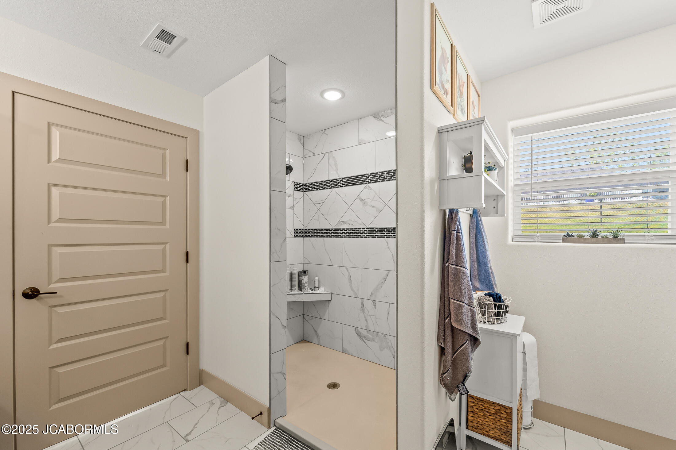 215 Carel Road Jefferson City, MO 65109 - Photo 22 of 48