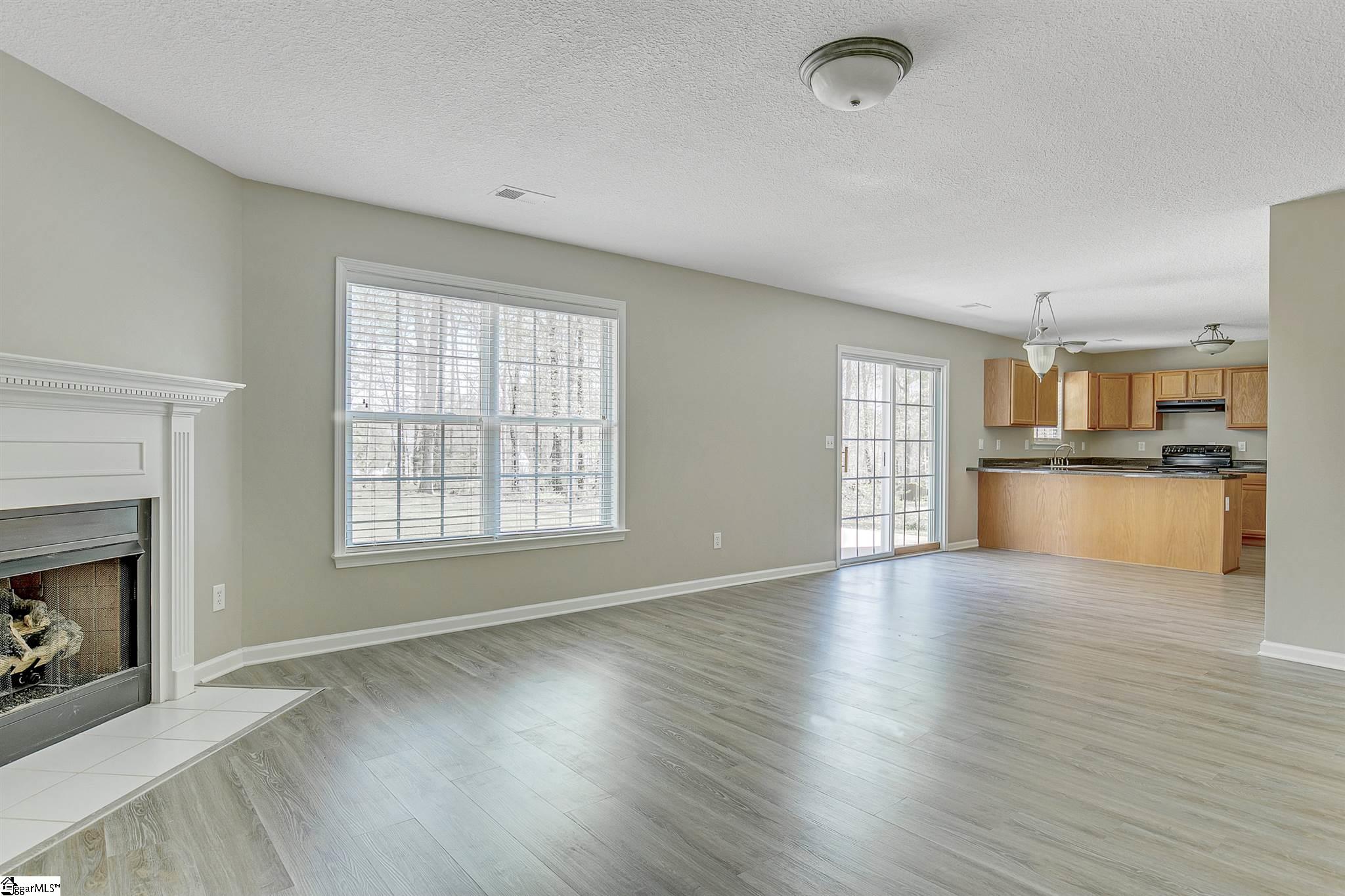 23 Buck Trail Fountain Inn, SC 29644 - Photo 12 of 33