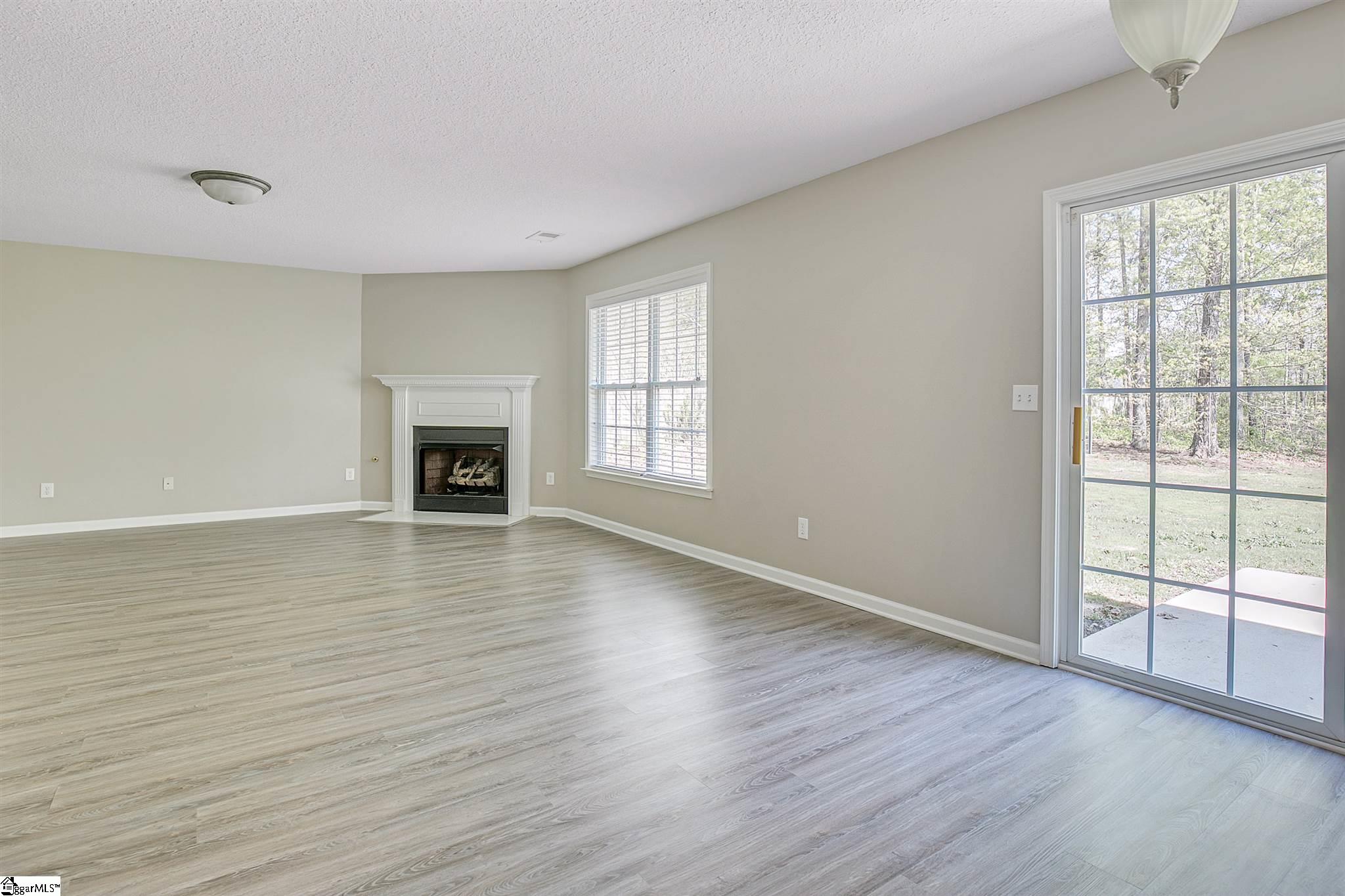 23 Buck Trail Fountain Inn, SC 29644 - Photo 8 of 33