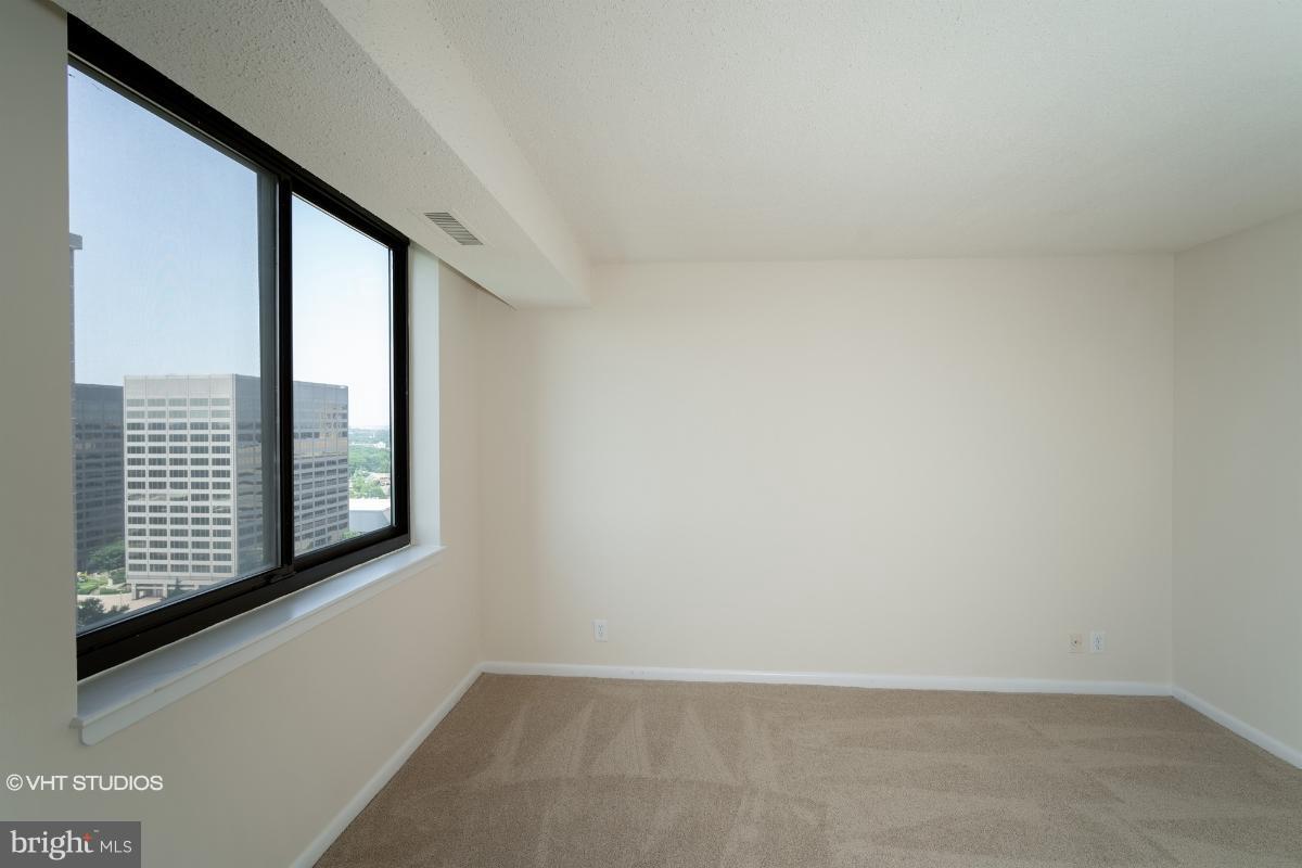5501 Seminary Road, Unit 1714S Falls Church, VA 22041 - Photo 23 of 25 Bedroom
