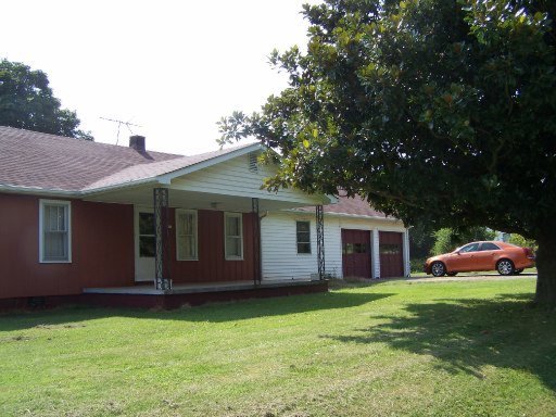 217 North Clover Hill Ridge Road Maryville, TN 37801 - Photo 1 of 1 Primary Photo
