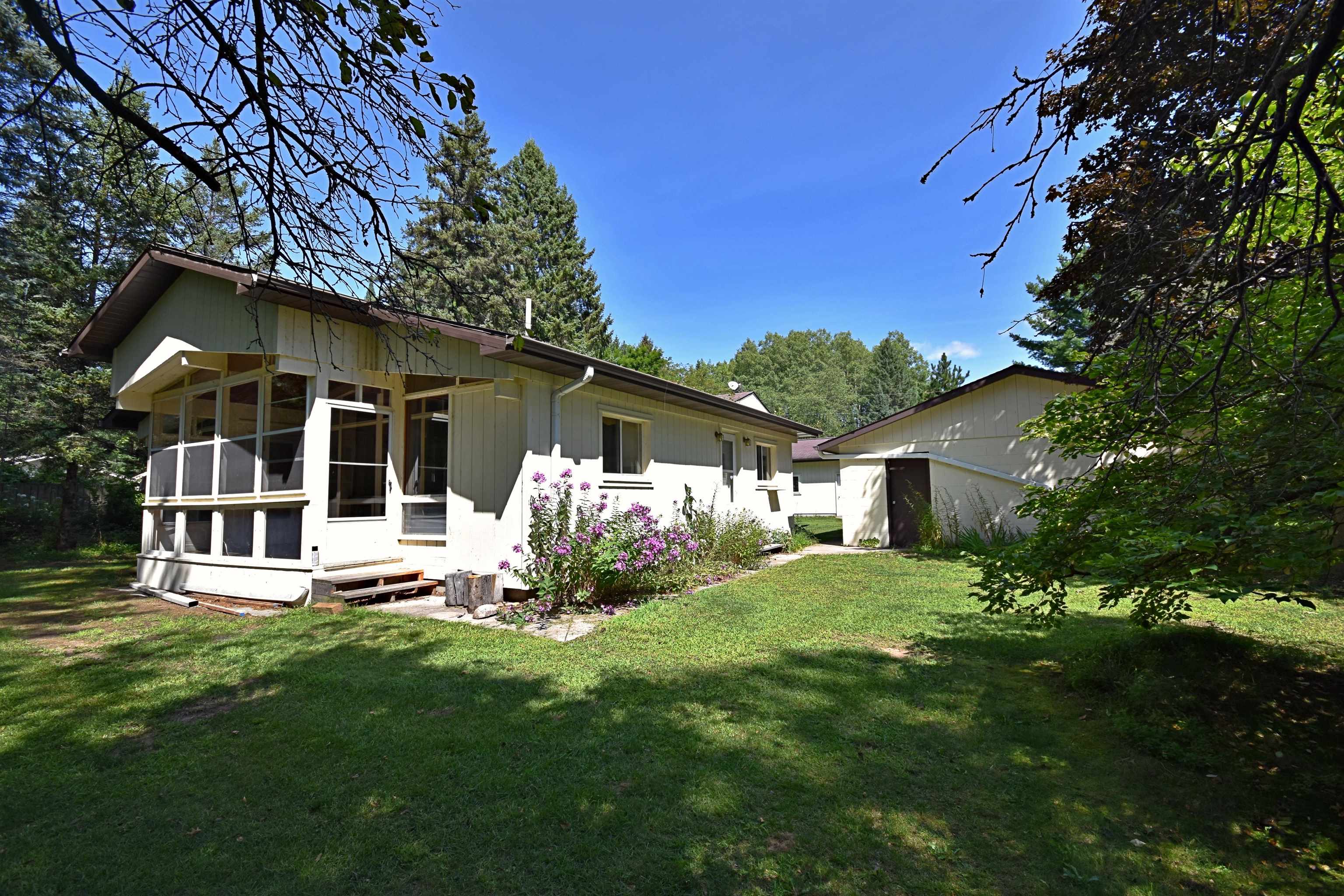 11217 Clam River Road Marion, MI 49665 - Photo 7 of 53 1926211-7b8f2cc0-1170-4328-9bbf-696ef52c8adc.JPG