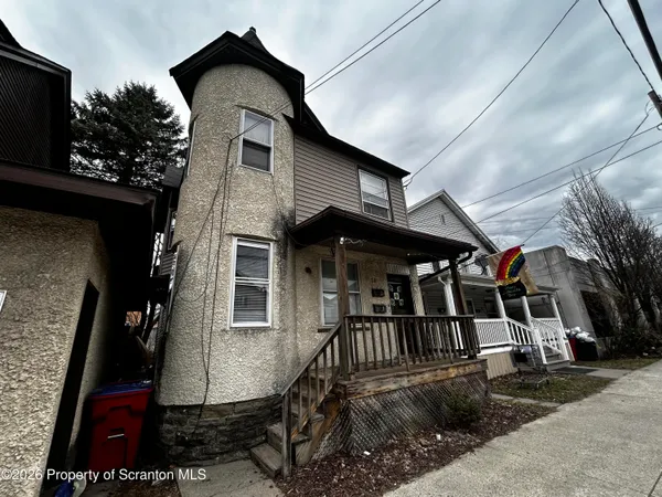 $1,100 | 26 South Church Street, Unit 1, Carbondale, PA 18407