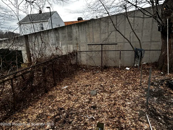 $1,100 | 26 South Church Street, Unit 1, Carbondale, PA 18407