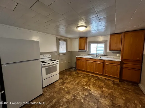 $1,100 | 26 South Church Street, Unit 1, Carbondale, PA 18407