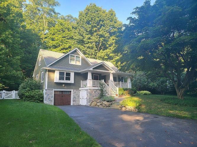 61 Malcolm Road Mahwah, NJ 07430 - Photo 1 of 21