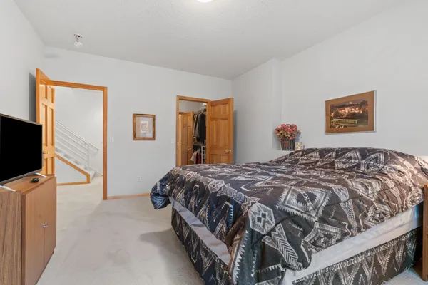 $654,900 | 12525 42nd Avenue North, Plymouth, MN 55441