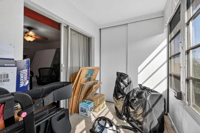 $2,000 | 101 Southwest 132nd Way, Unit 418J, Hollywood, FL 33027