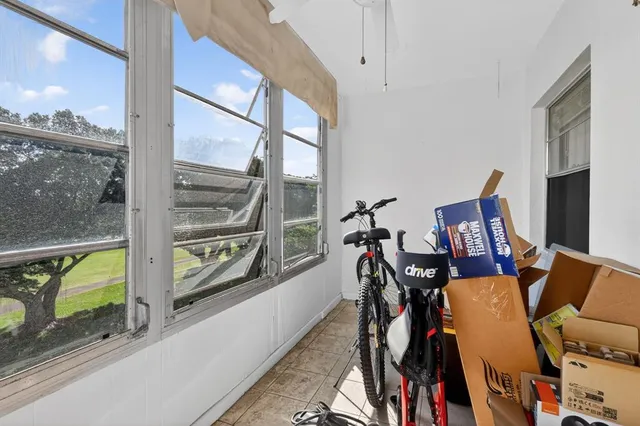 $2,000 | 101 Southwest 132nd Way, Unit 418J, Hollywood, FL 33027