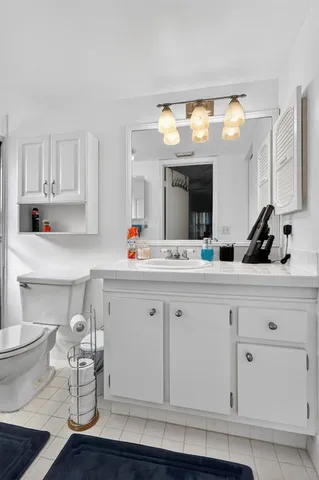 $2,000 | 101 Southwest 132nd Way, Unit 418J, Hollywood, FL 33027