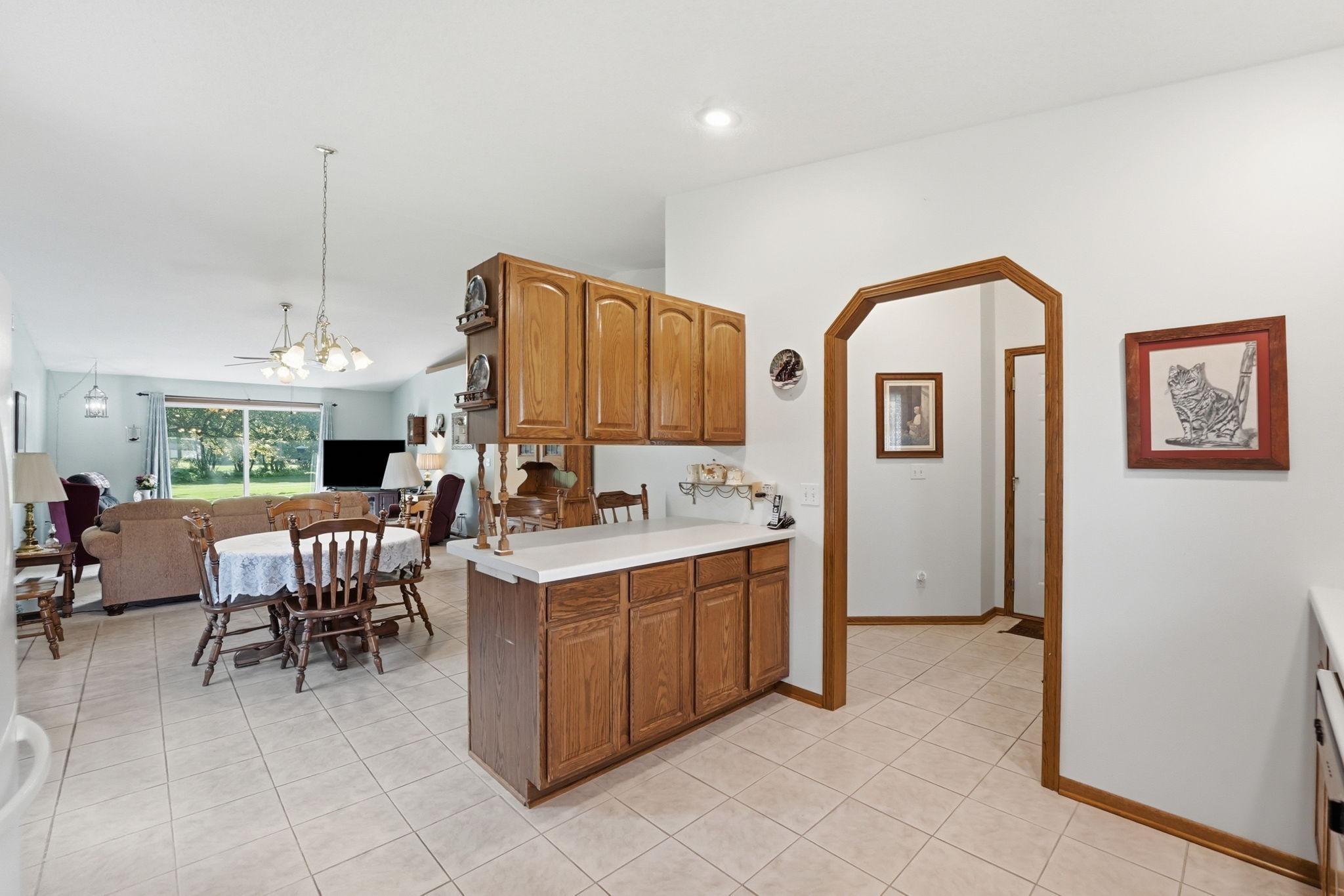 2706 9th Street Southwest Willmar, MN 56201 - Photo 13 of 36