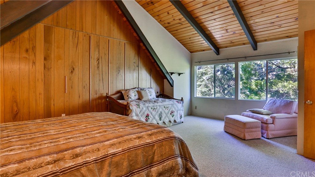 571 Grass Valley Road Lake Arrowhead, CA 92352 - Photo 26 of 41