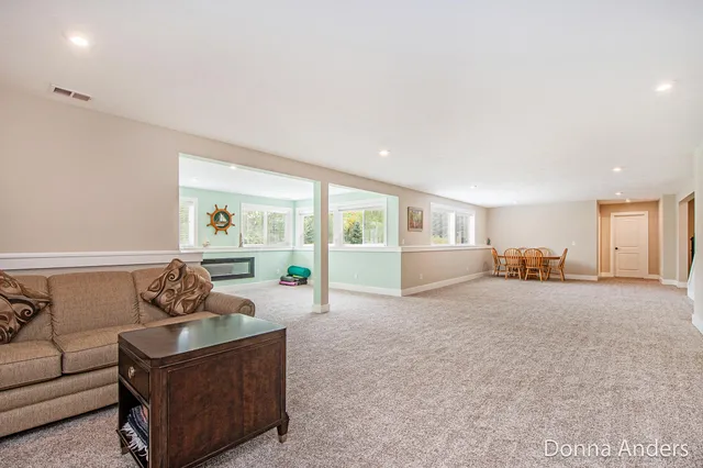 $850,000 | 1936 Red Barn Drive, Hudsonville, MI 49426