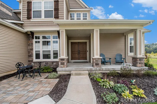 $850,000 | 1936 Red Barn Drive, Hudsonville, MI 49426