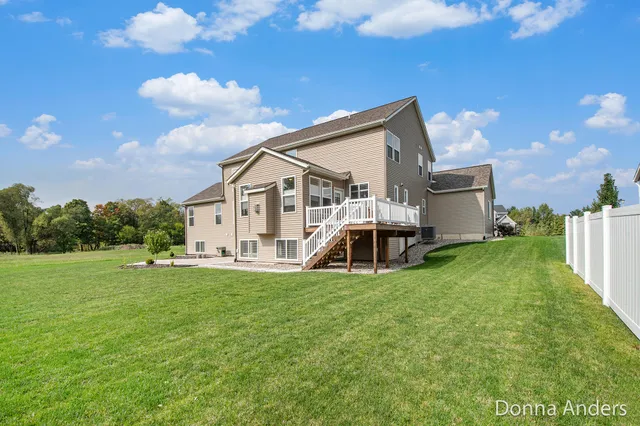 $850,000 | 1936 Red Barn Drive, Hudsonville, MI 49426