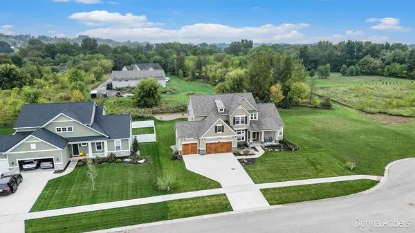 $845,000 | 1936 Red Barn Drive, Hudsonville, MI 49426