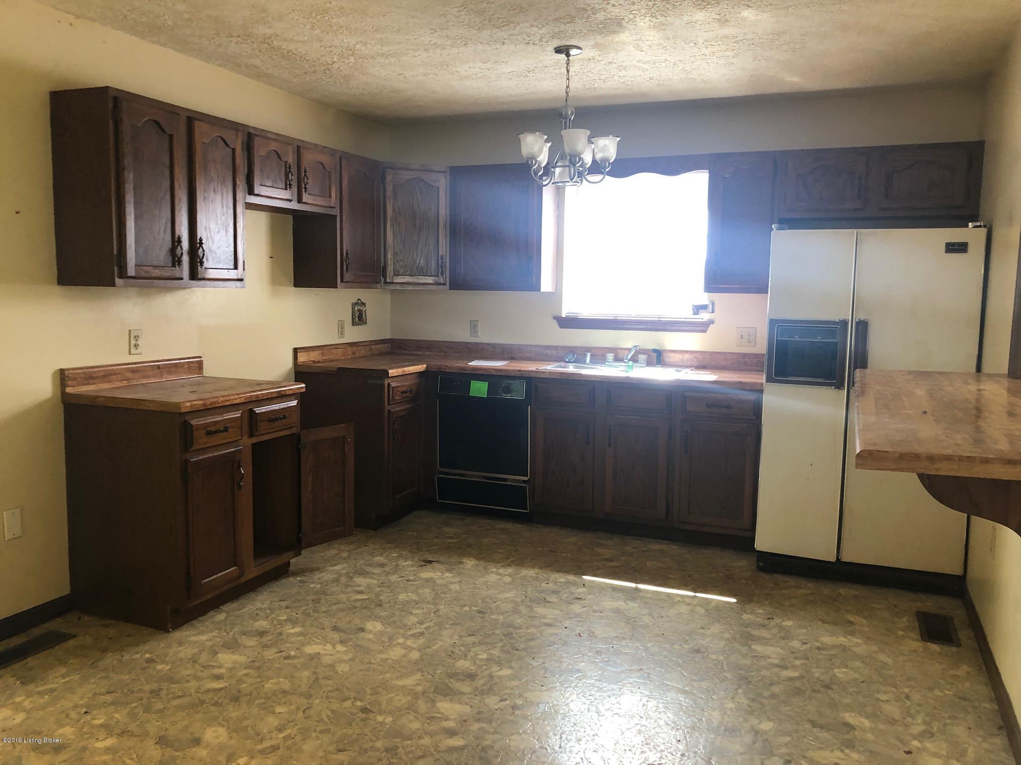 2866 Sunbeam Road Leitchfield, KY 42754 - Photo 4 of 20 Kitchen