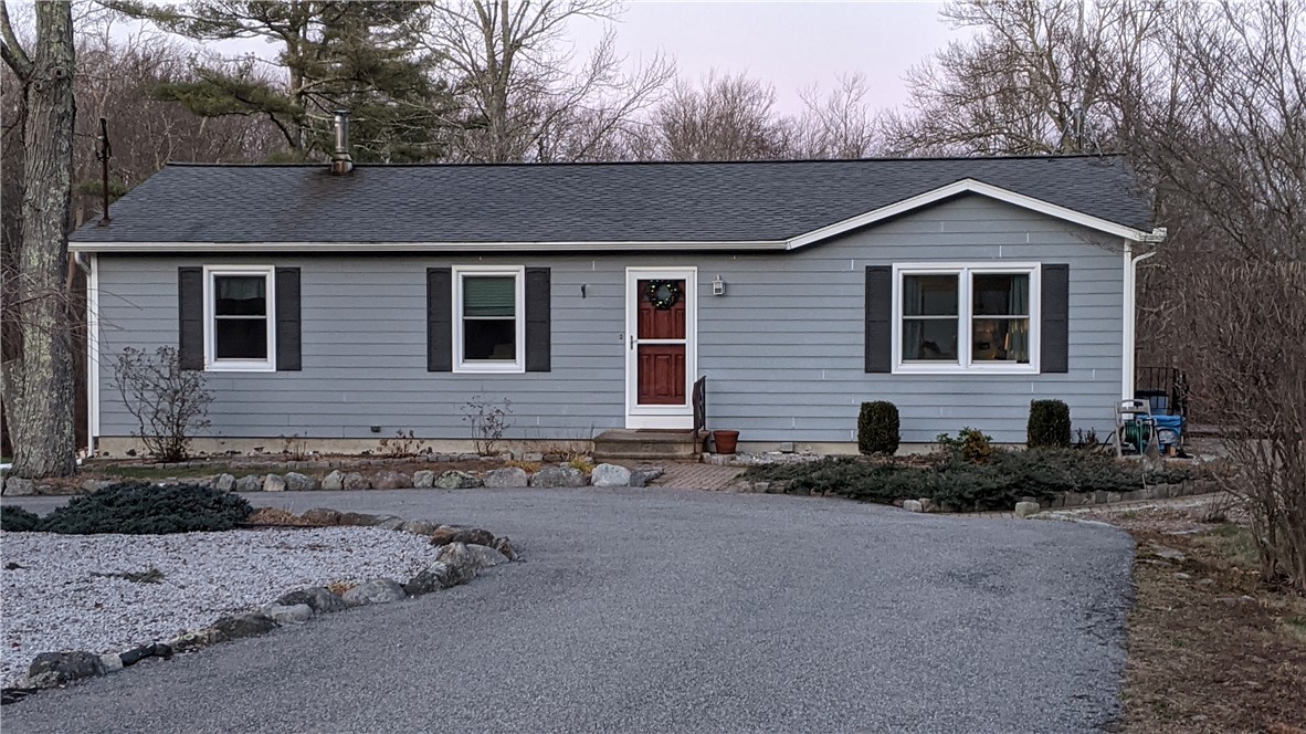 89 Moosup Valley Road Foster, RI 02825 - Photo 1 of 33