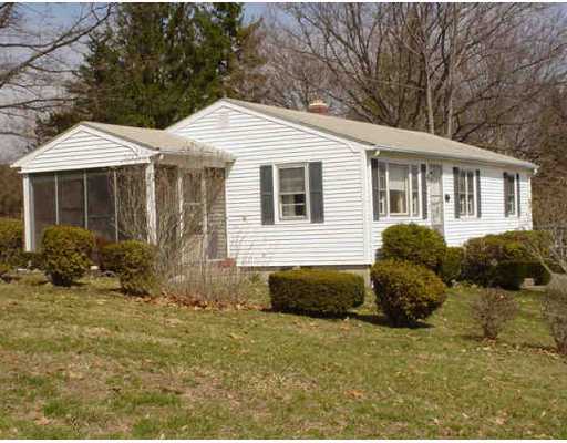 10 Circle Road Smithfield, RI 02917 - Photo 1 of 1 Exterior Front.