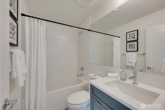 $649,950 | 13544 39th Avenue Northeast, Unit B, Seattle, WA 98125