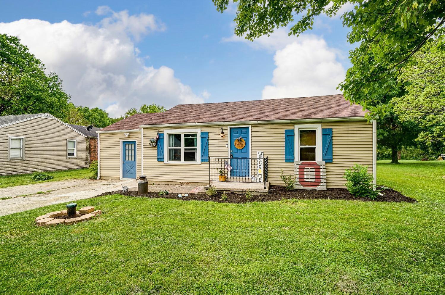 771 Beachler Road Carlisle, OH 45005 - Photo 2 of 23