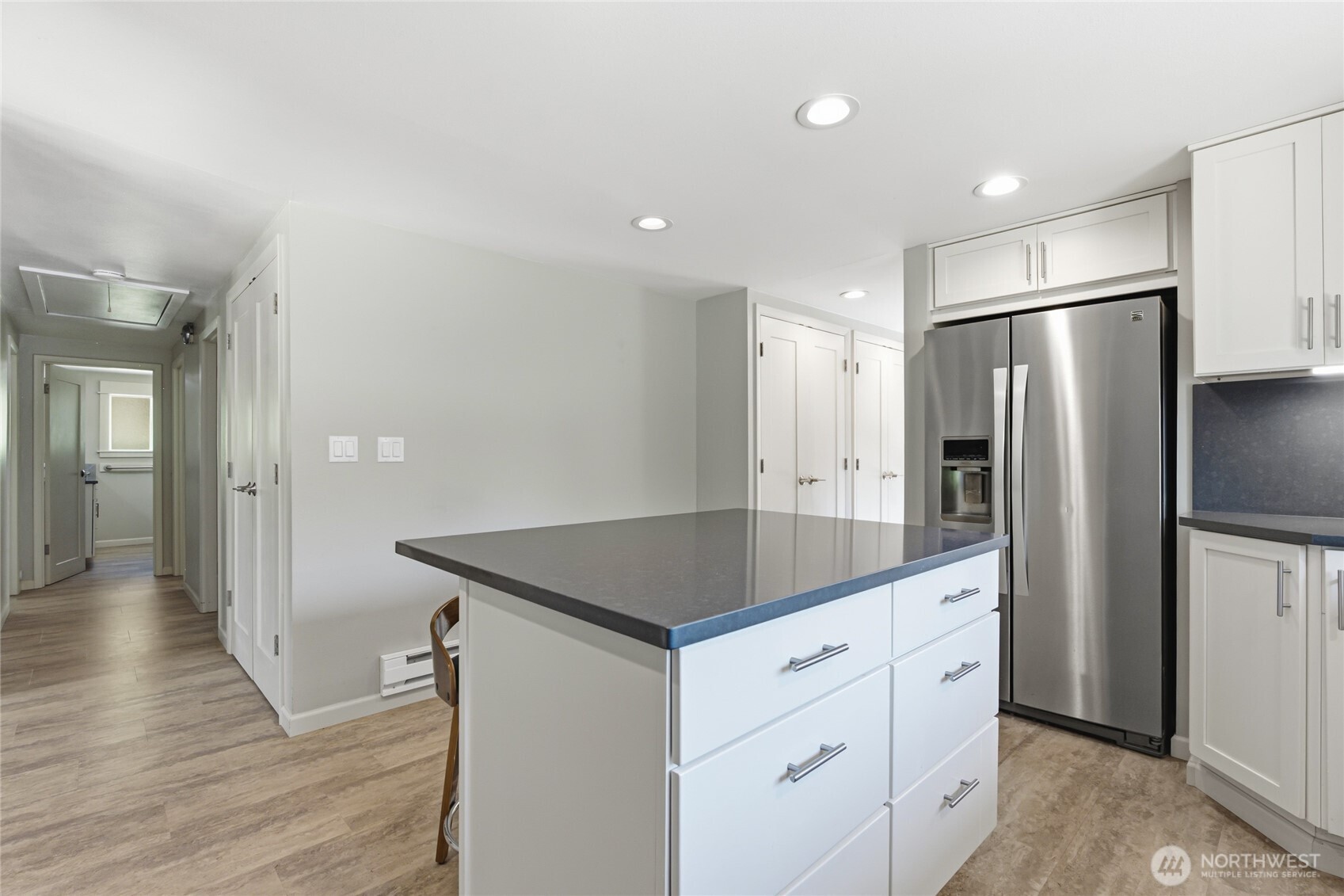 4766 Erlands Point Road Northwest Bremerton, WA 98312 - Photo 11 of 34